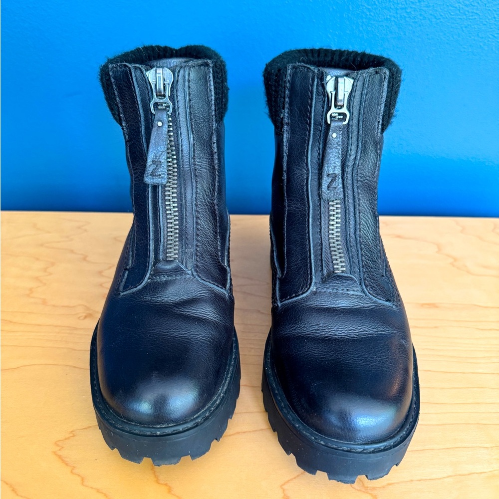 Women’s Zodiac Boots, size 5.5